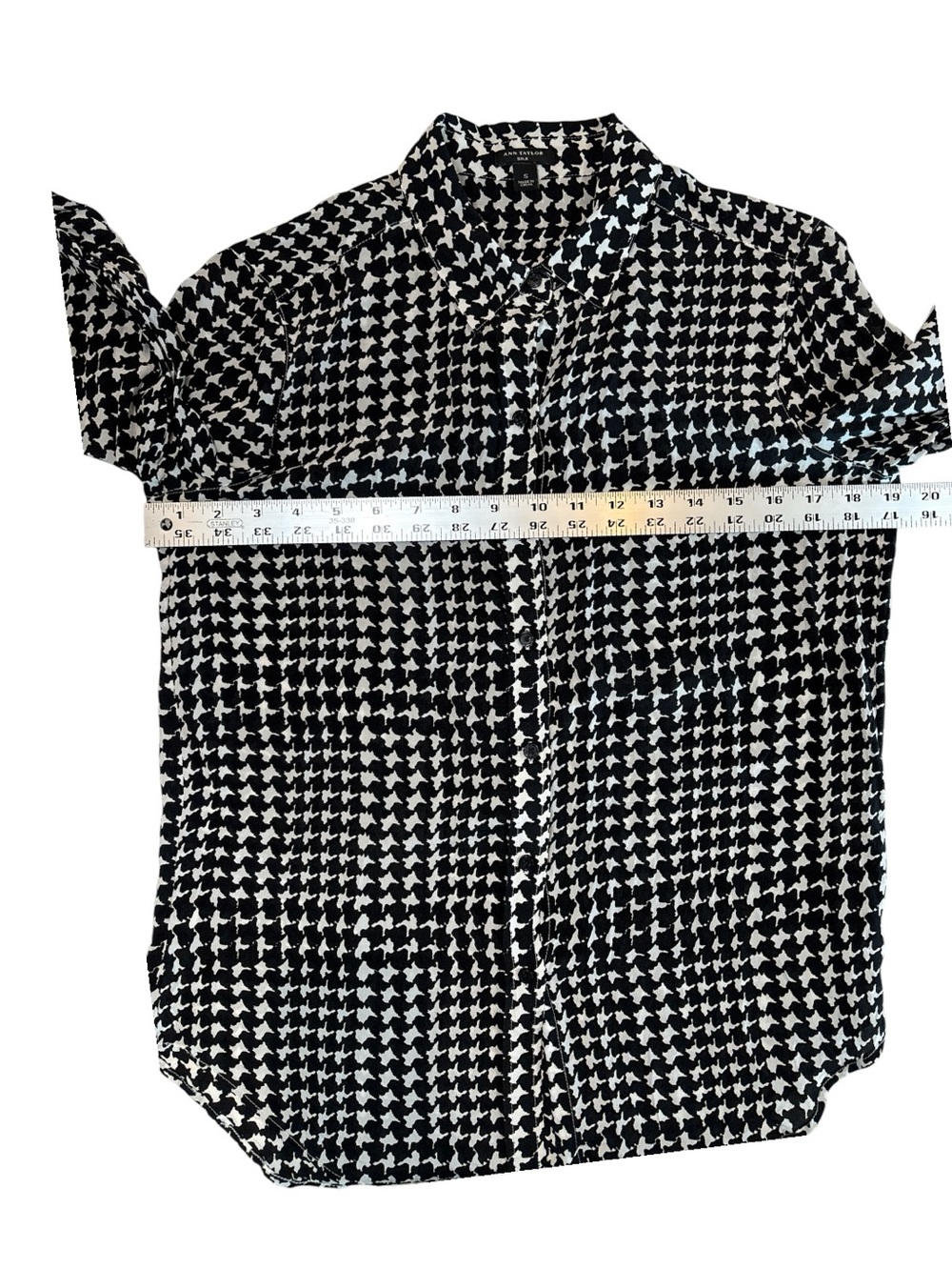Ann Taylor Black and White Abstract Houndstooth Silk Button-Down Shirt - Picture 8 of 11